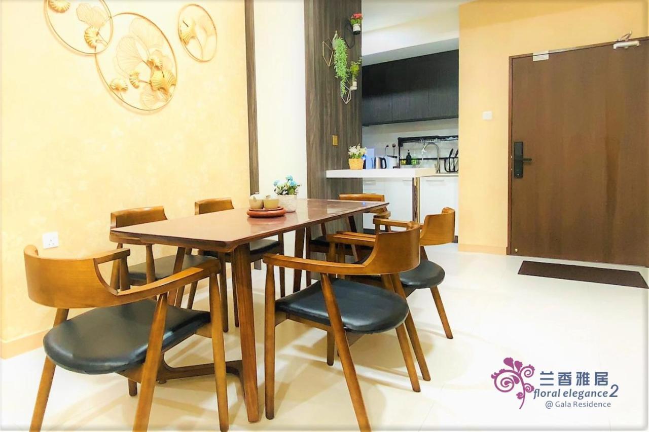 Floral Elegance2 @ Galacity كوشنج المظهر الخارجي الصورة